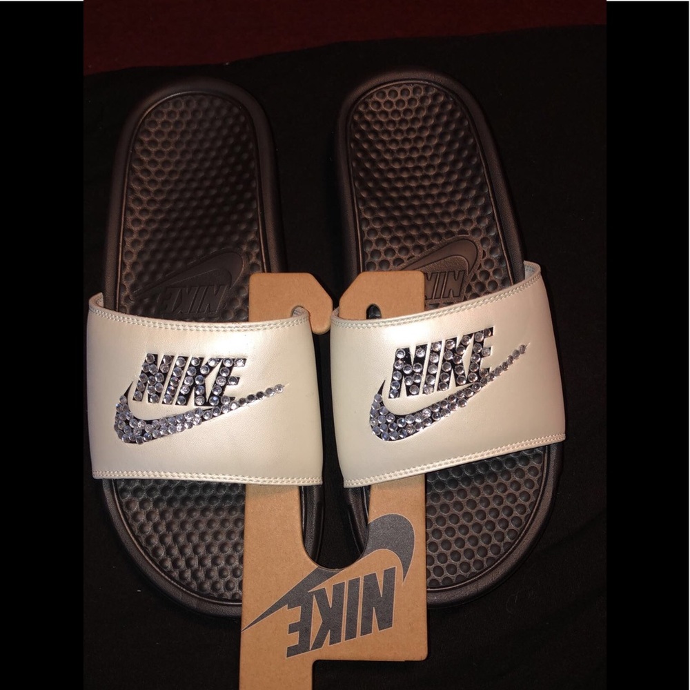 Nike Bling Slides 😍 💎